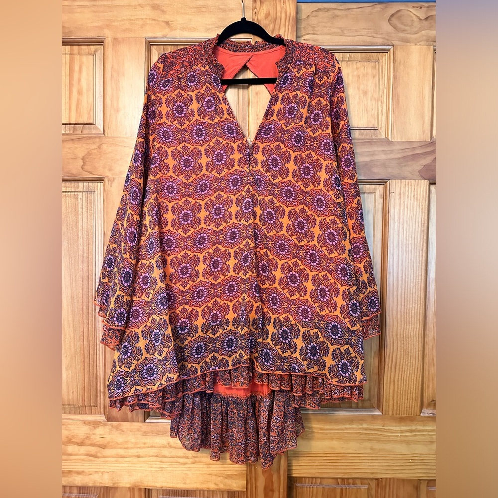 NWOT| Free People Bohemian Boho Flowy Bell Sleeve Open Back| Size S Blouse Top